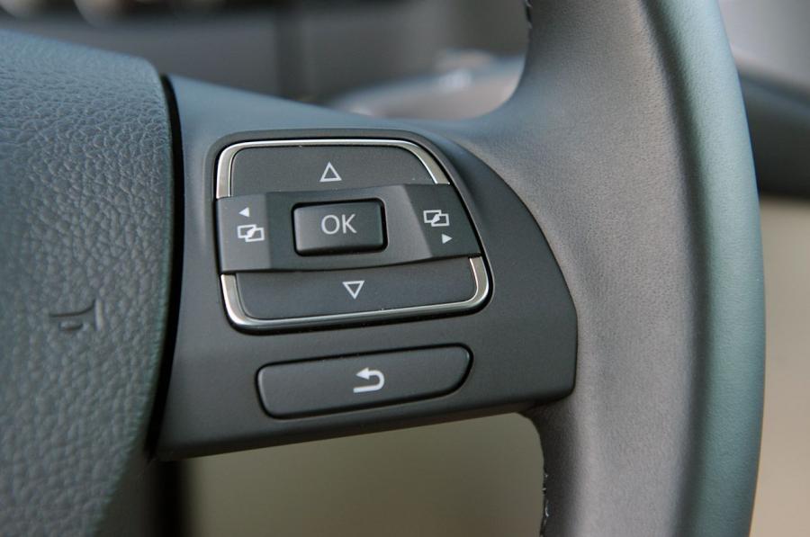  Volkswagen Tiguan 2011 года  (фото 70 из 146)